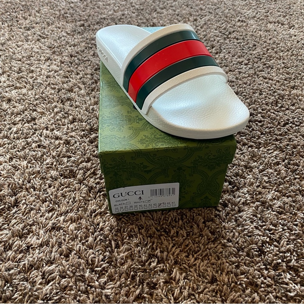 Gucci White, Red, and Green Slide Sandals